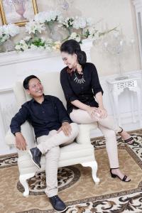 Riviera Prewed Casual